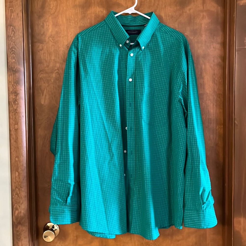 Roundtree&Yorke button-down